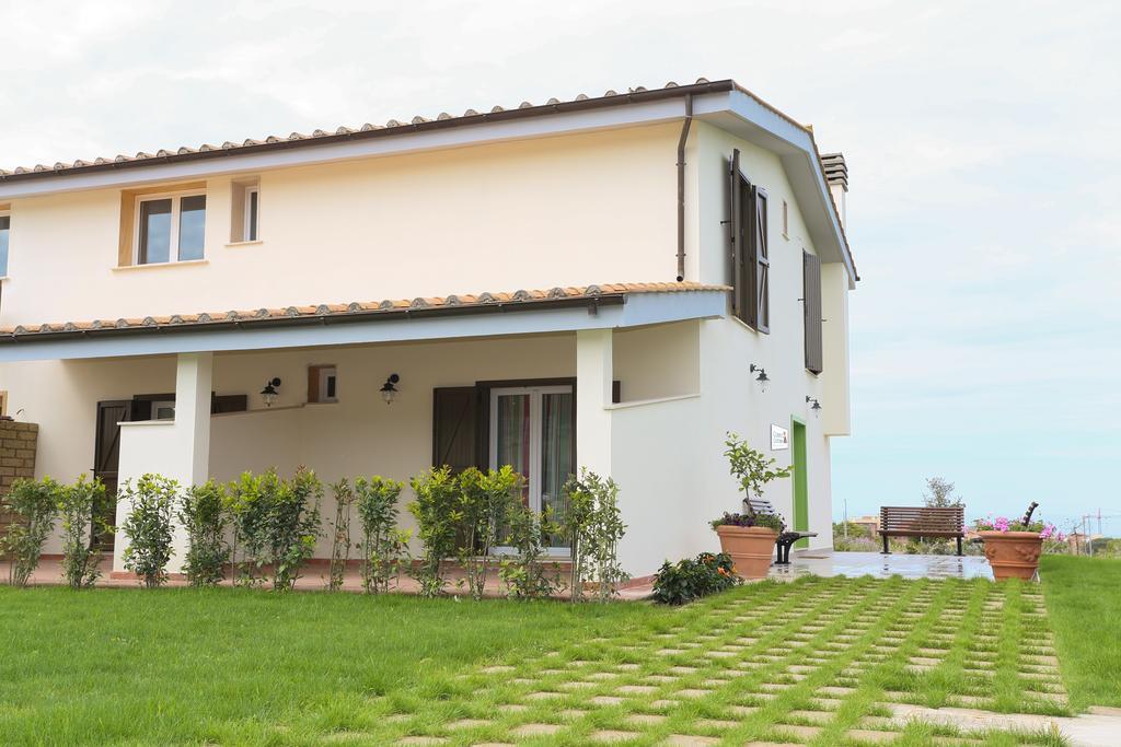 Bed And Breakfast Country Cottage Civitavecchia Extérieur photo